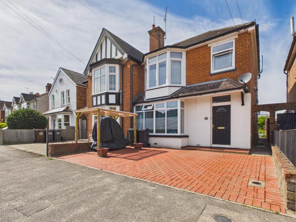 Main image of property: William Road, Ashford TN23 7UU