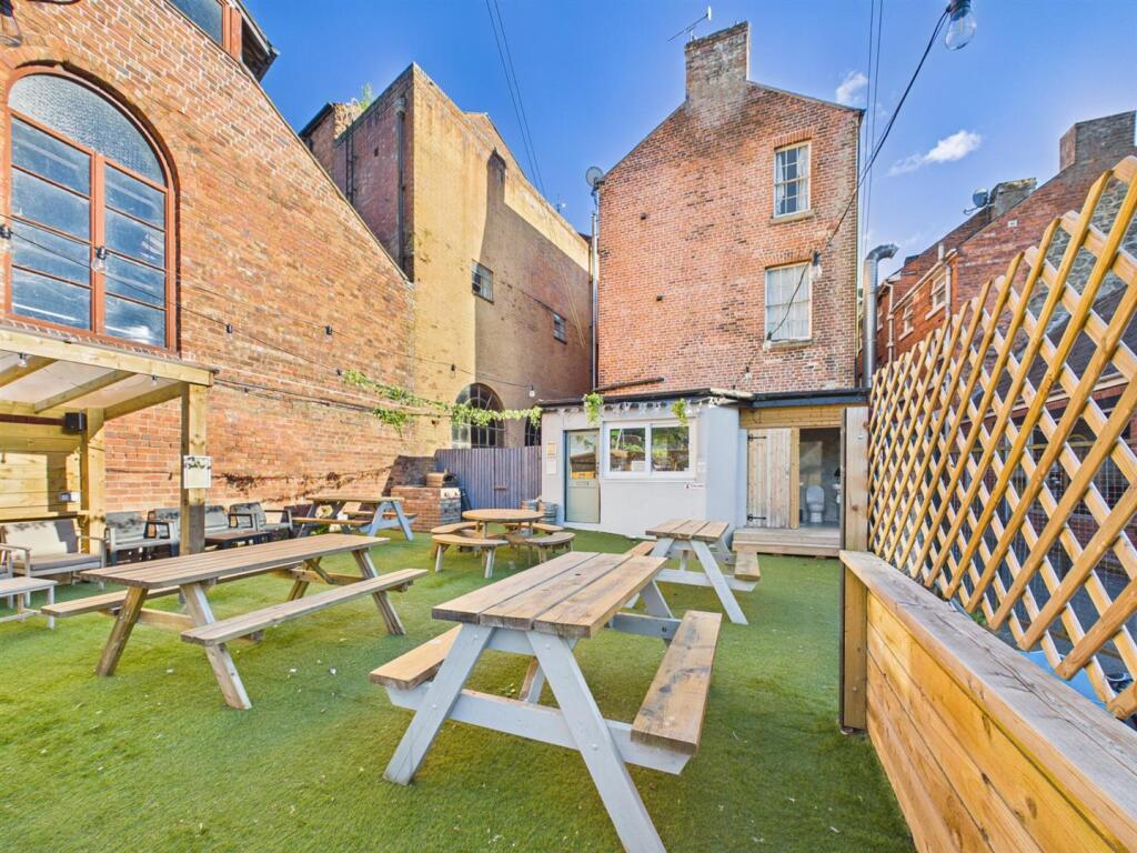 Main image of property: UNIT ON STANLEY STREET, WELSHPOOL
