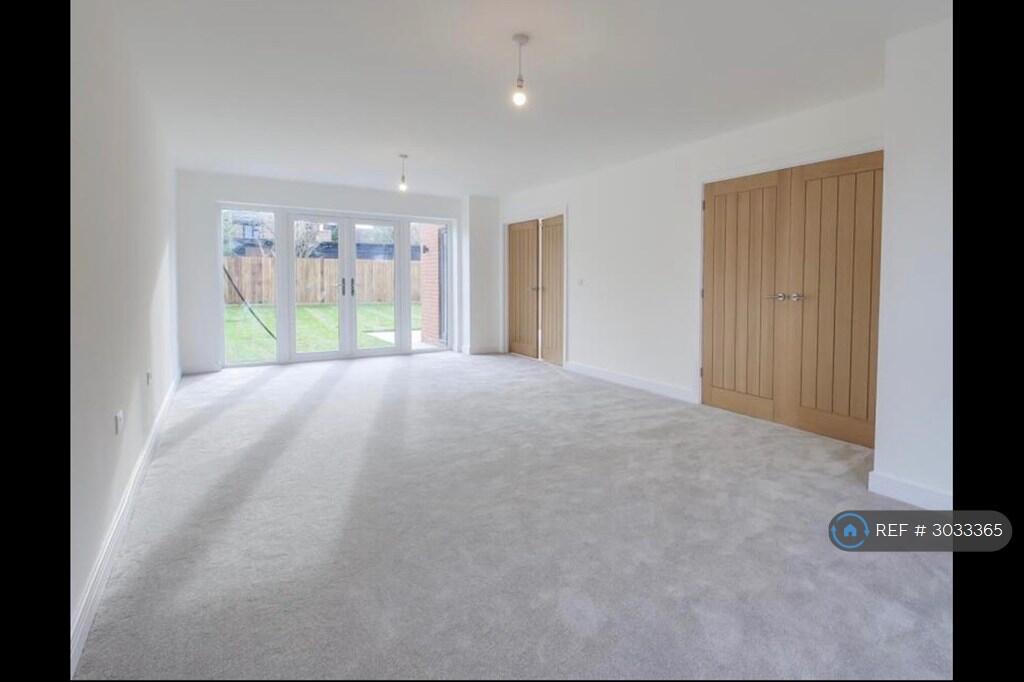 House in Tendring, Ramsey and Parkeston - More
