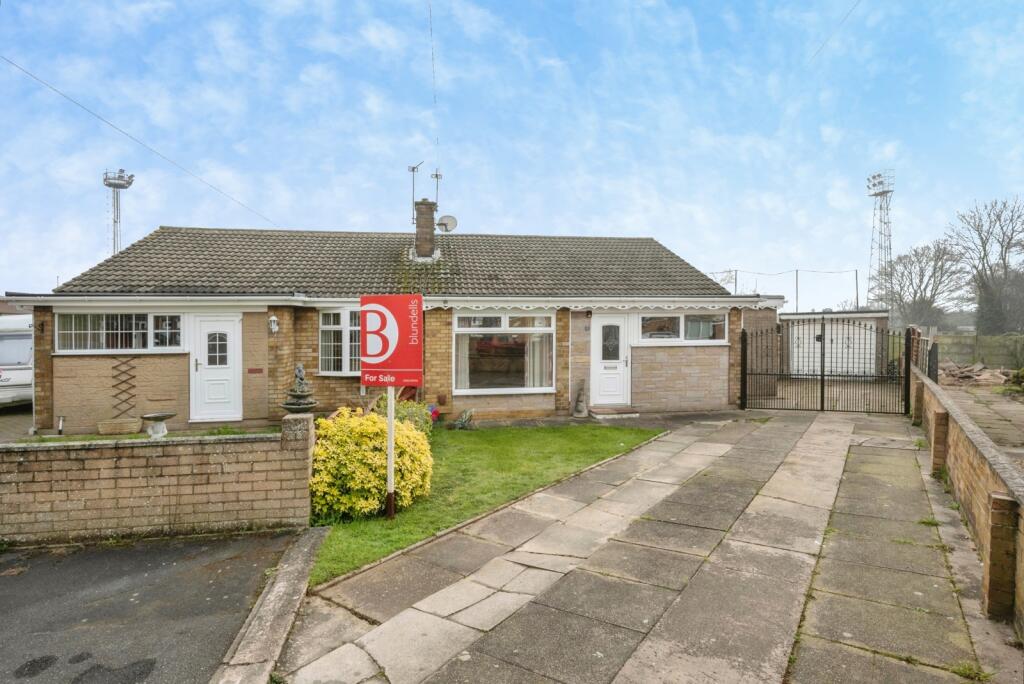 Main image of property: Park Close, Armthorpe, Doncaster, South Yorkshire, DN3
