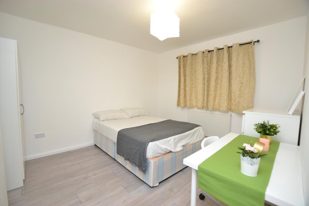 Main image of property: Cephas Street, Stepney Green, London, E1 4AU