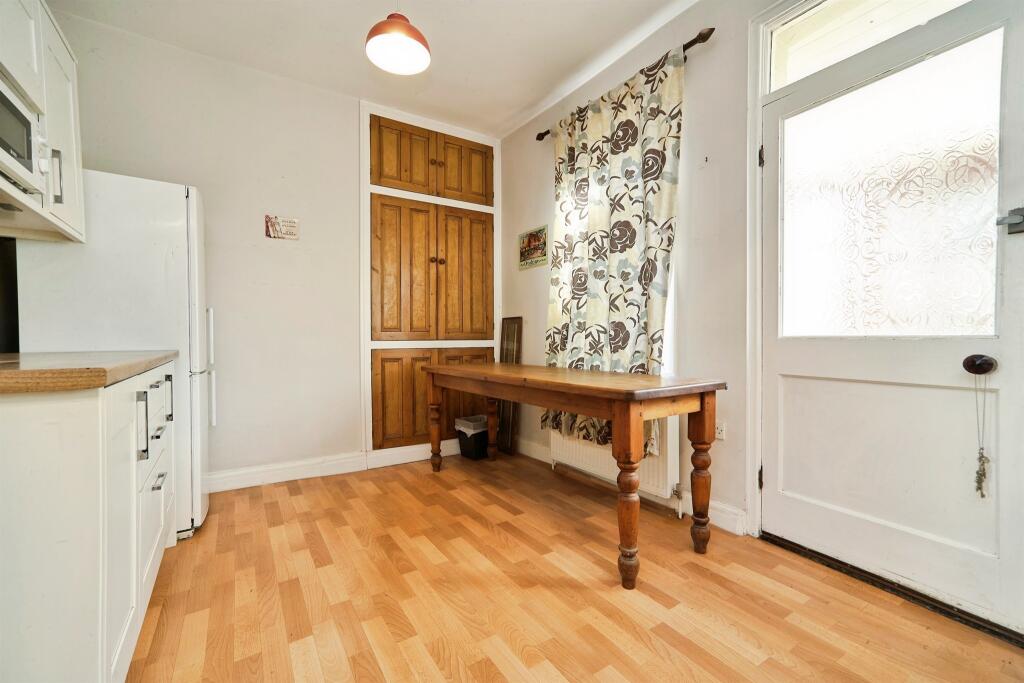 House in Leeds - View 5