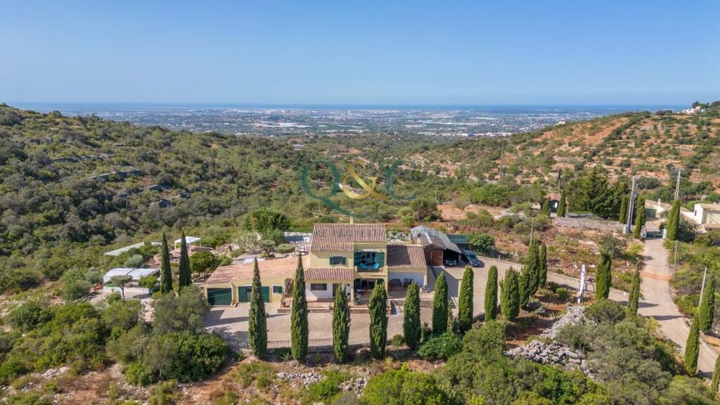 Main image of property: Algarve, Conceicao