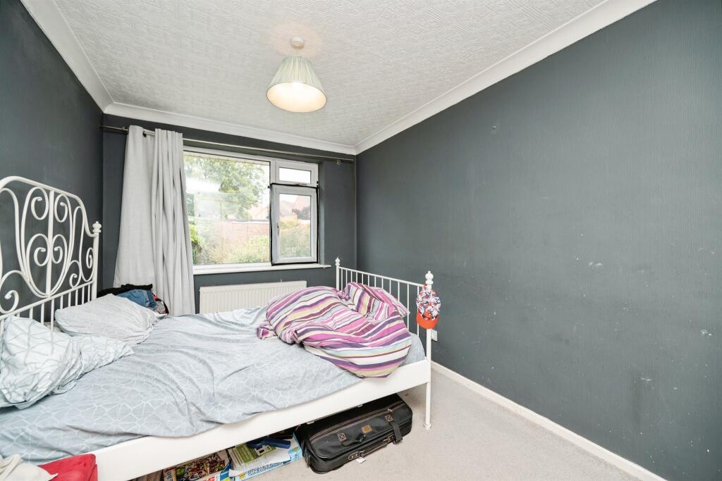 Apartment in Dudley, West Midlands - View 5