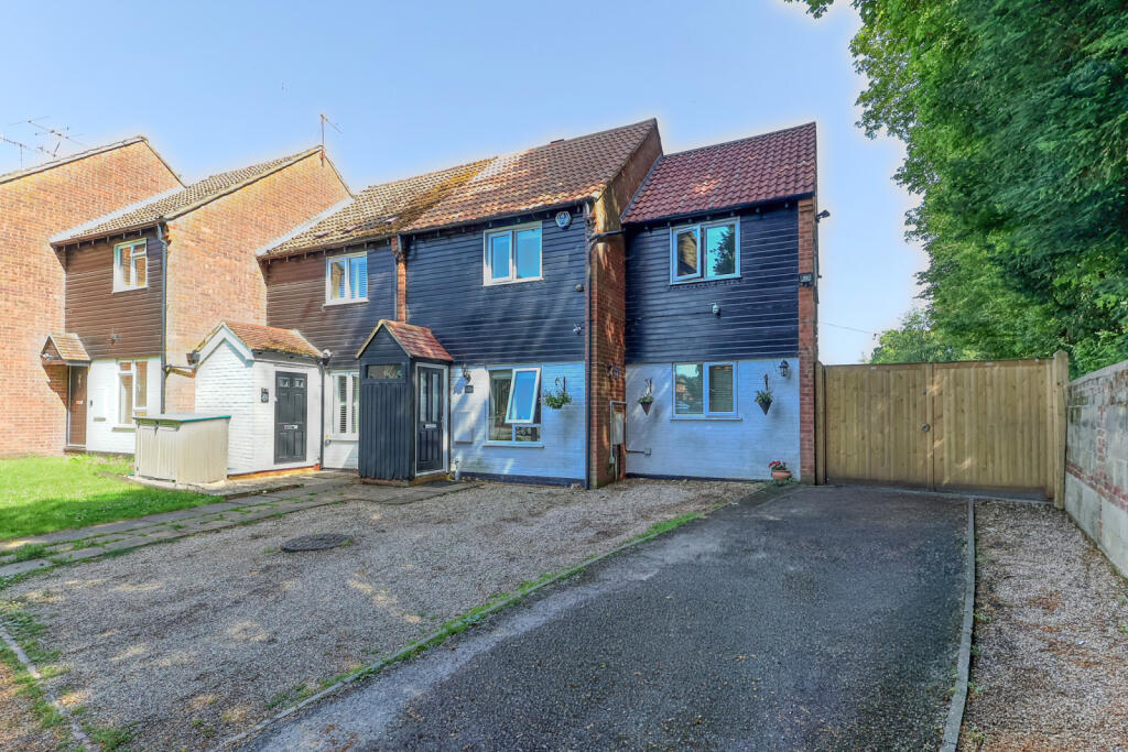 Main image of property: Portway Drive, High Wycombe, Buckinghamshire, HP12