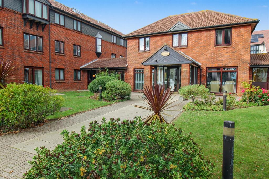 Main image of property: Imperial Avenue, Westcliff-On-Sea