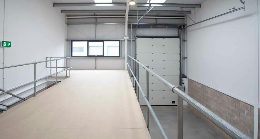Image 4 - Loading Door FH.jpg