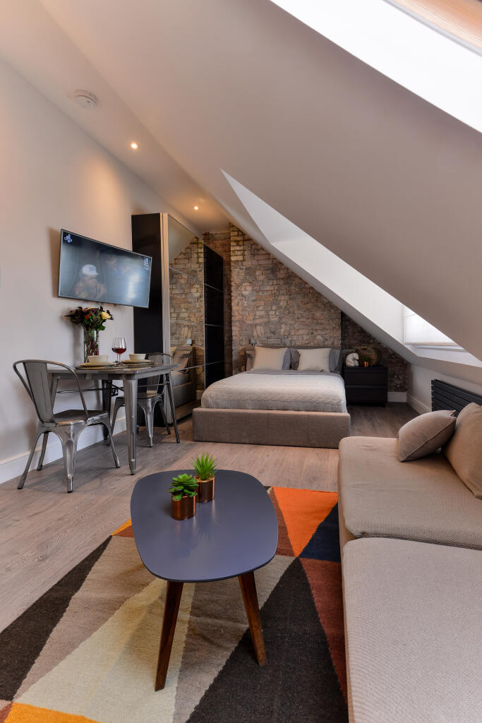 Studio flat for rent