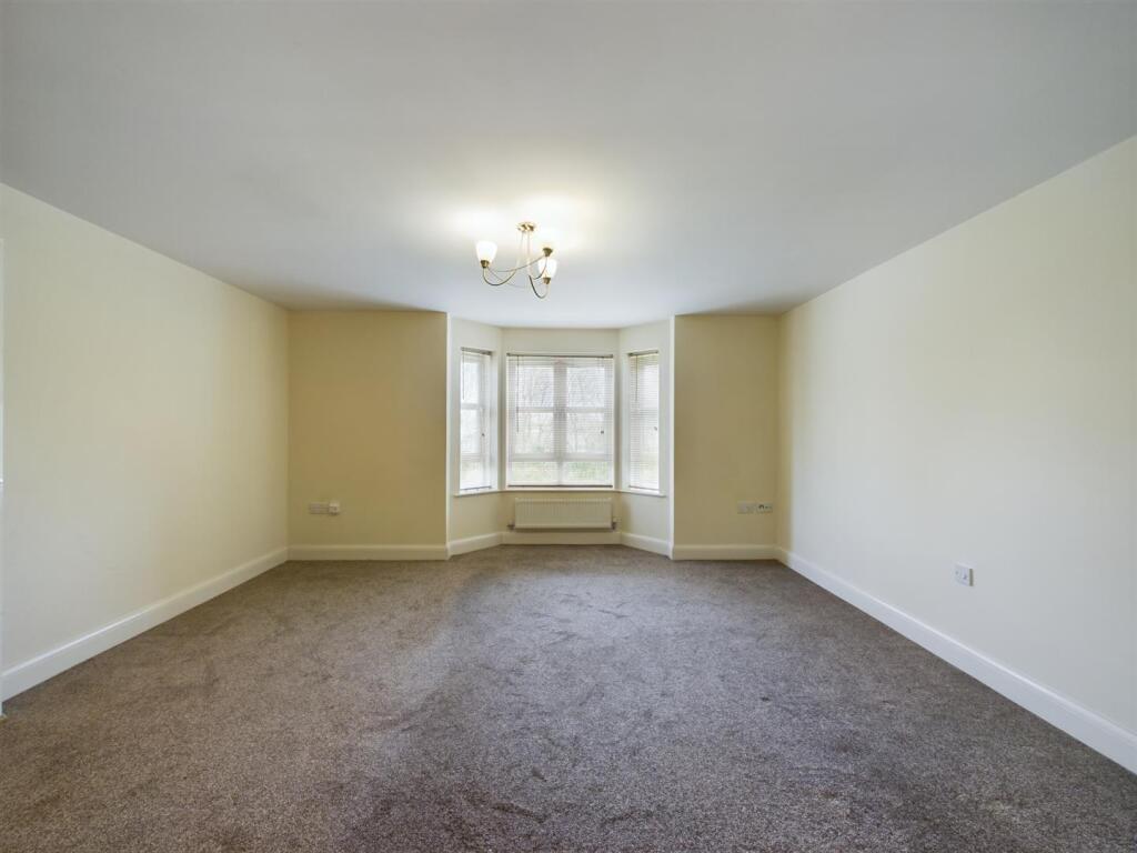 Additional image 2 of 41 Middlewood Close Solihull B91 2TZ