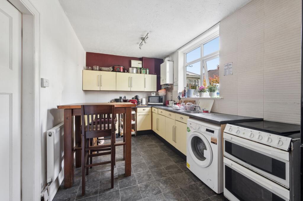 Princes Avenue, Irlam, M44 photo 4