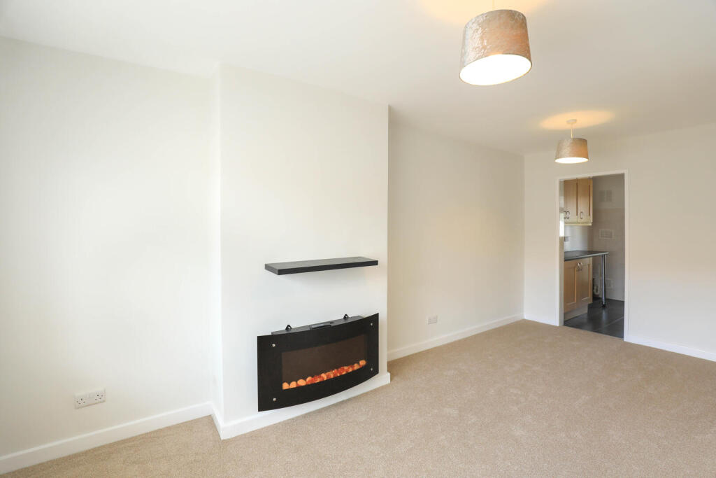 House in Northampton - View 2