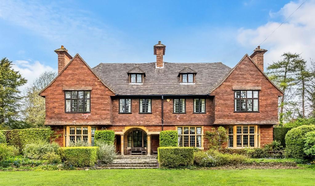 Main image of property: THE WARREN, ASHTEAD, KT21