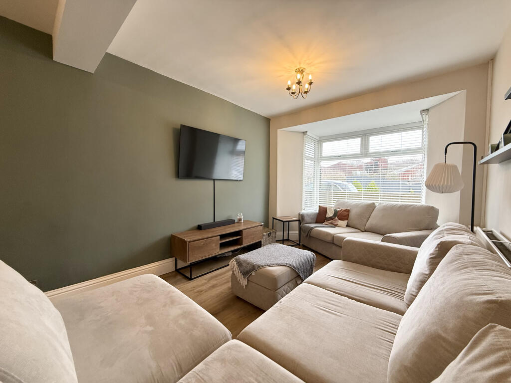 Elm Grove, Hirwaun, Aberdare photo 4
