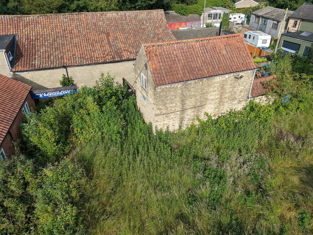 Development Land to Rear of Half Moon Pub, West Street photo 5