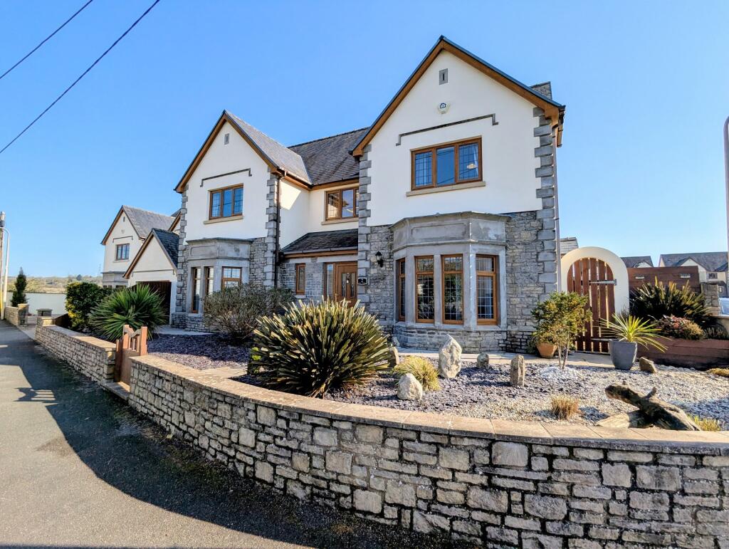 Main image of property: Parc Felindre, Kidwelly, Carmarthenshire.