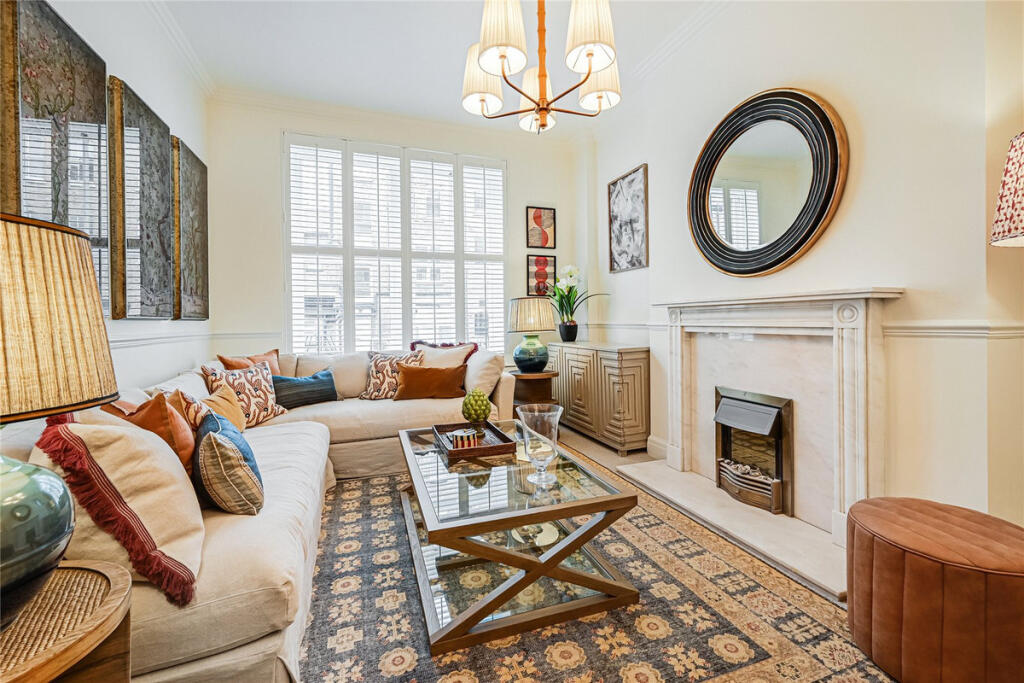 Basil Street, London, SW3 1 photo 2