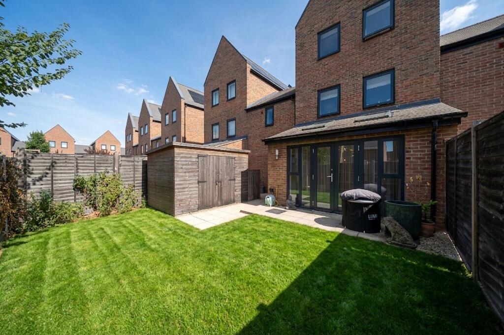 House in Cambridge, Eddington - View 4