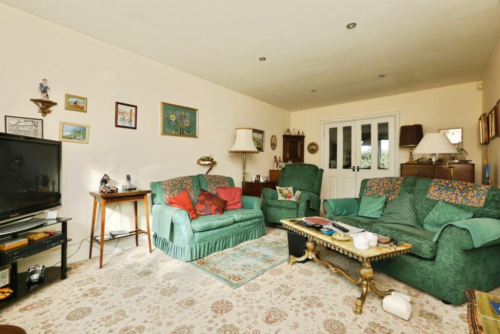 House in Sheffield - View 3