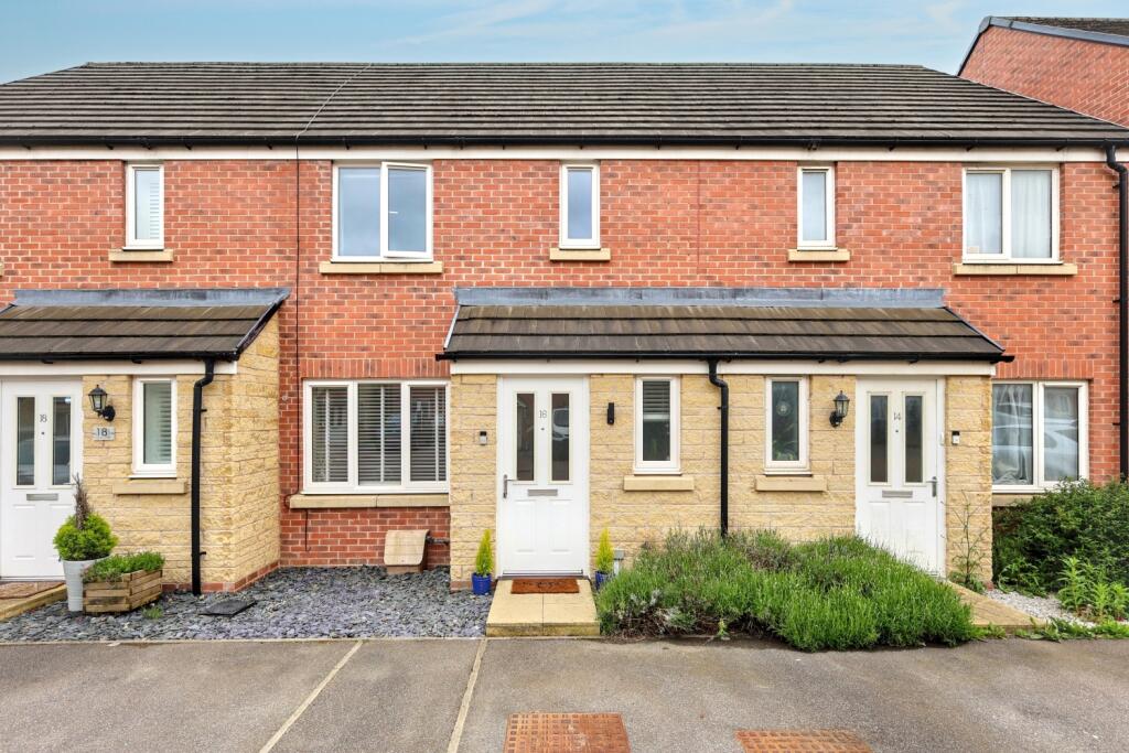 Main image of property: 16 Rayson Lane, Witney