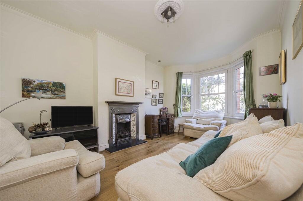 House in London - View 3