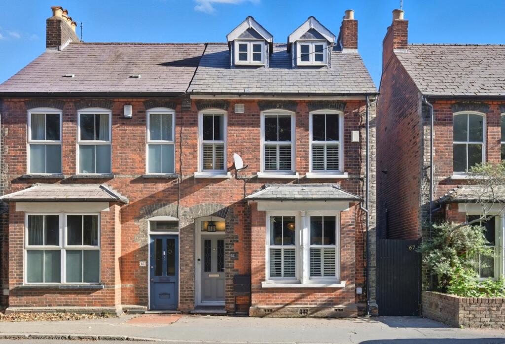 Main image of property: Ingrave Road, Brentwood, CM15