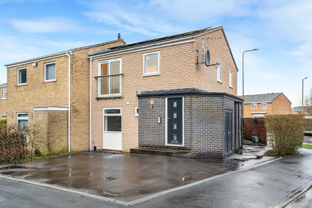 Main image of property: Lane Close, Kidlington, OX5