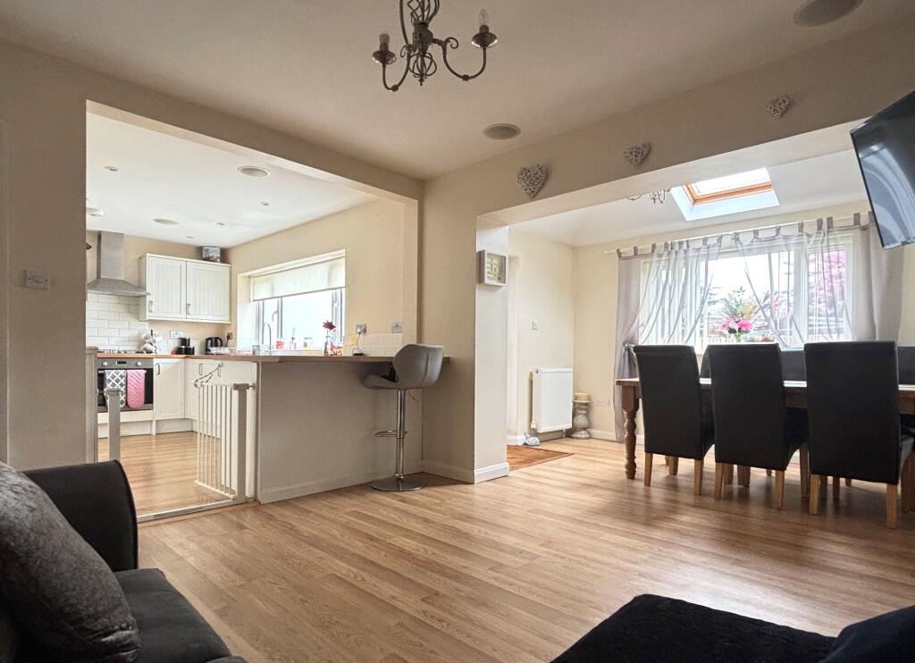 Ashwood Way, Hucclecote, GL3 photo 4