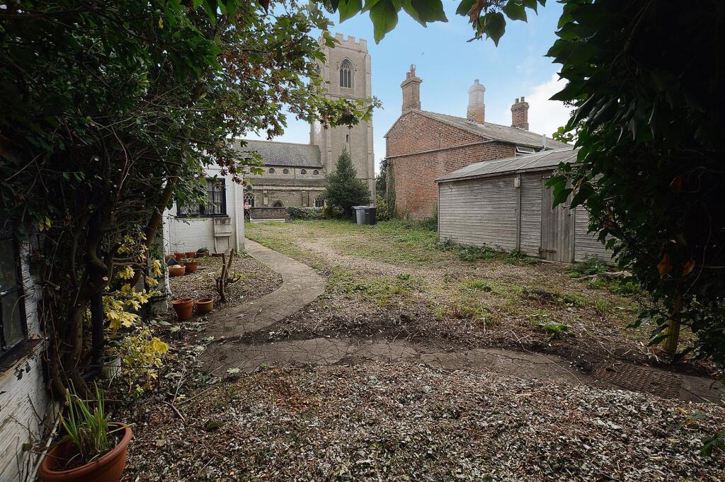Beckside, 51 High Street, Coningsby - View 3