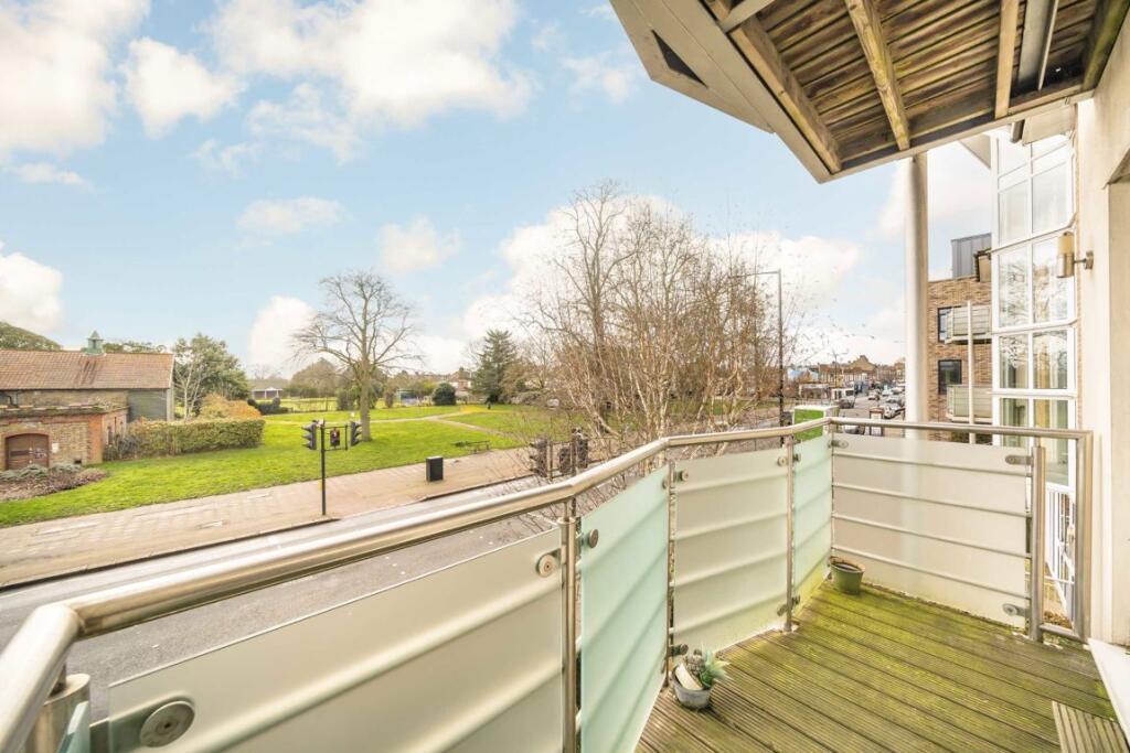 Apartment in London - View 6