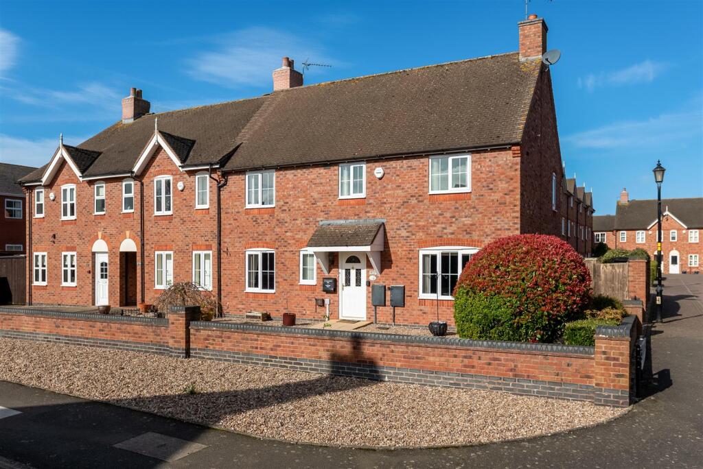 Main image of property: Lowes Lane, Wellesbourne, Warwick