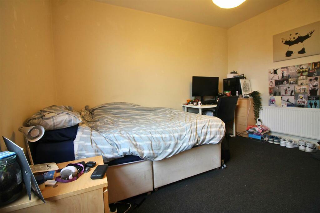 Royal Park Road, Hyde Park, Leeds – pohled 4