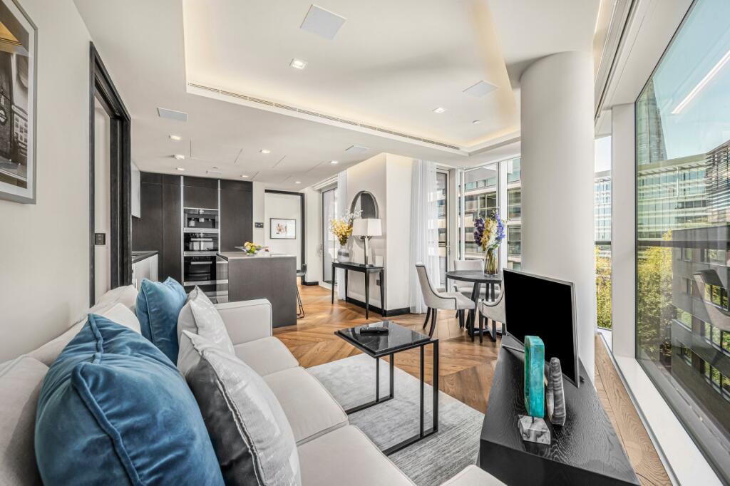 Main image of property: Balmoral House, 
Earls Way, SE1