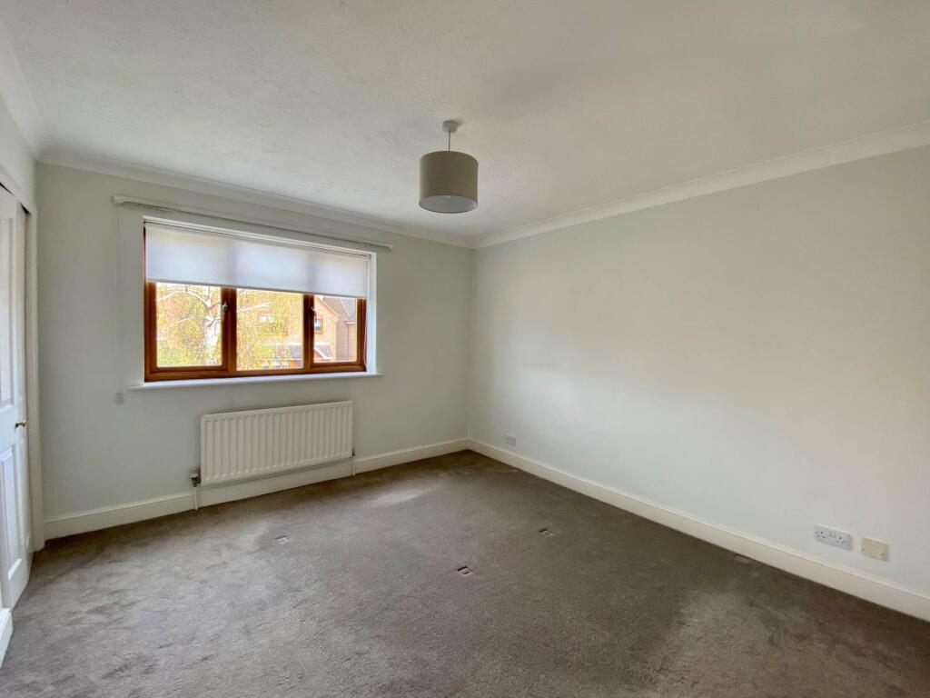 House in Hemel Hempstead - More