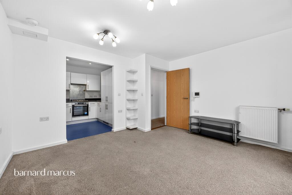 Main image of property: London Road, Croydon