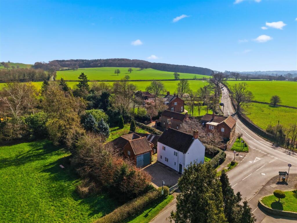 Main Street, Oxton - View 6