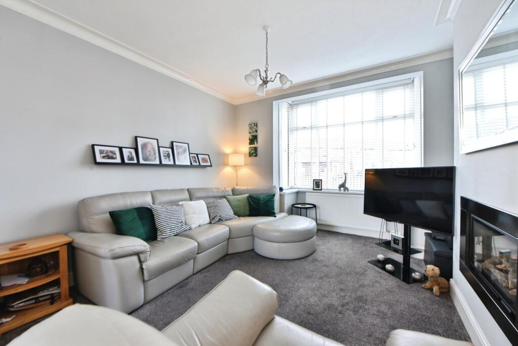 Warwick Grove, Audenshaw, Manchester, Greater Manchester, M34 photo 3