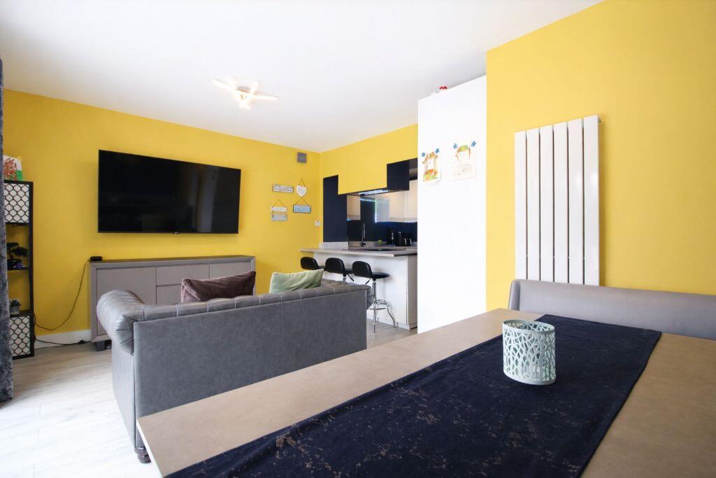 House in Cardiff, Llantwit Fardre - View 4