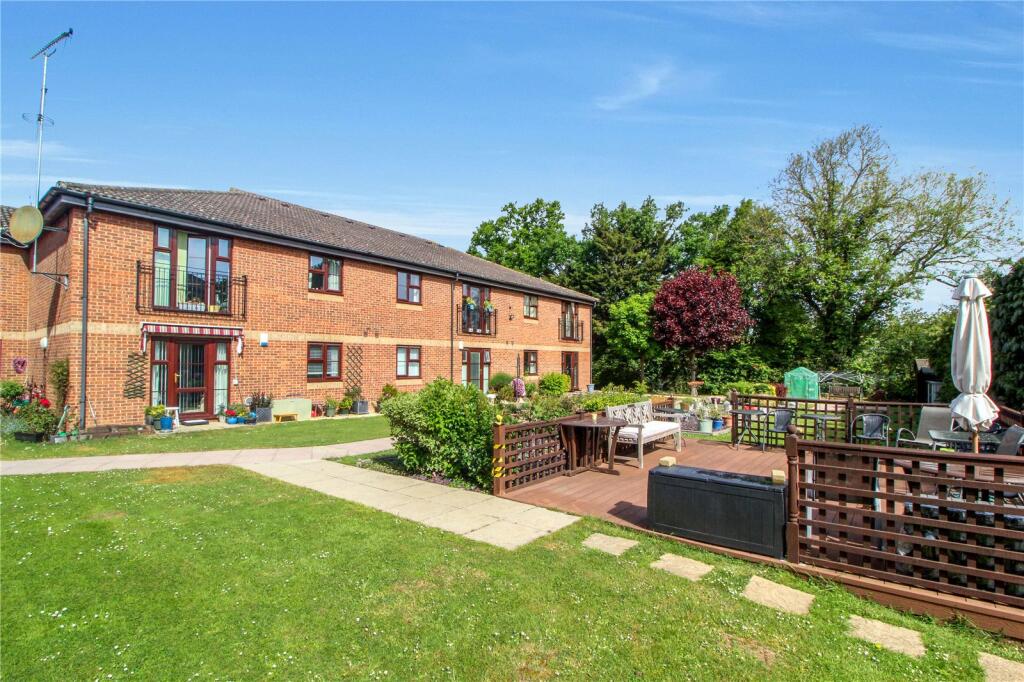 Main image of property: Manchester Drive, Leigh-on-Sea, Essex, SS9