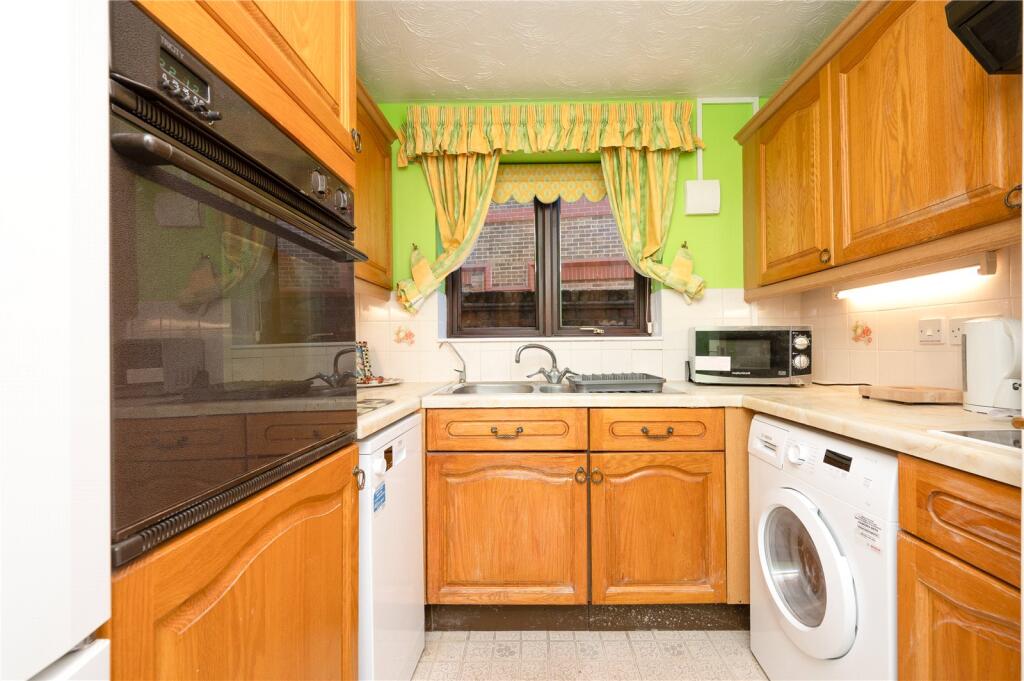 Beaumonds, Upper Marlborough Road, St. Albans, Hertfordshire – pohled 3