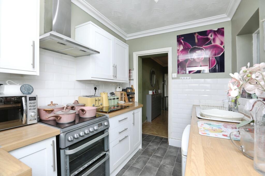 Church Road, Murston, Sittingbourne, Kent, ME10 photo 4