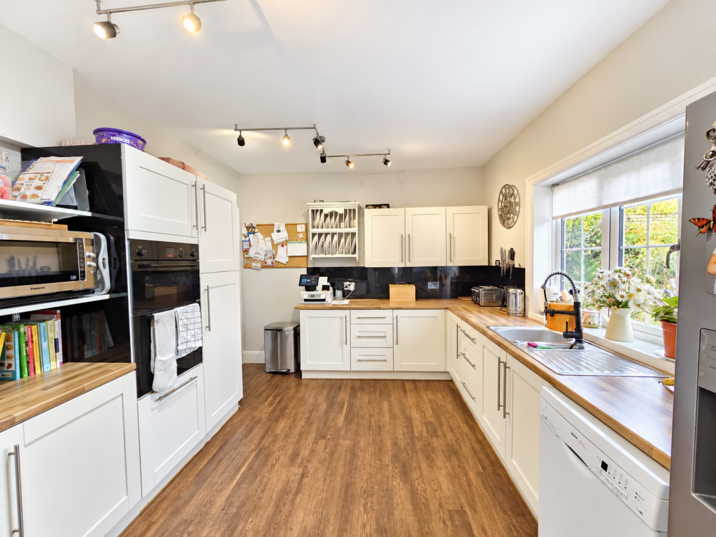 House in East Ayton - View 5