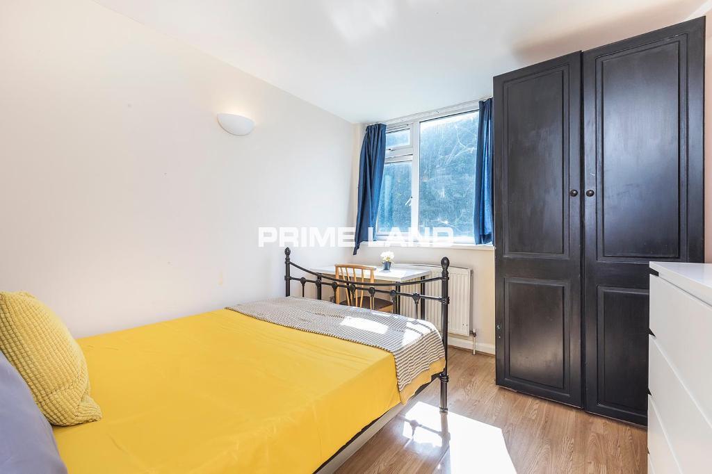 Main image of property: Johnson Street, Shadwell, London, E1 0AQ