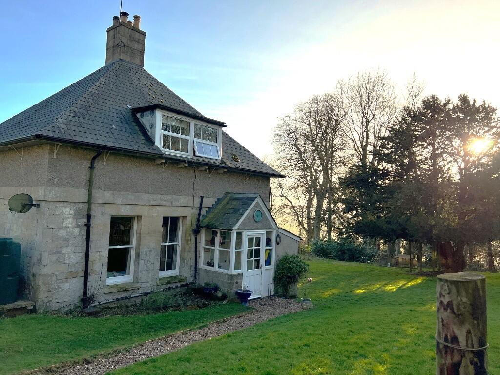 Main image of property: 17 Pythouse, Newtown, Tisbury, Salisbury, SP3 6PA