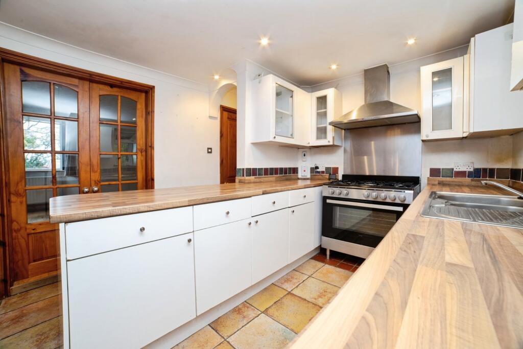 Wild Hill, Sutton-in-Ashfield, Nottinghamshire, NG17 photo 4