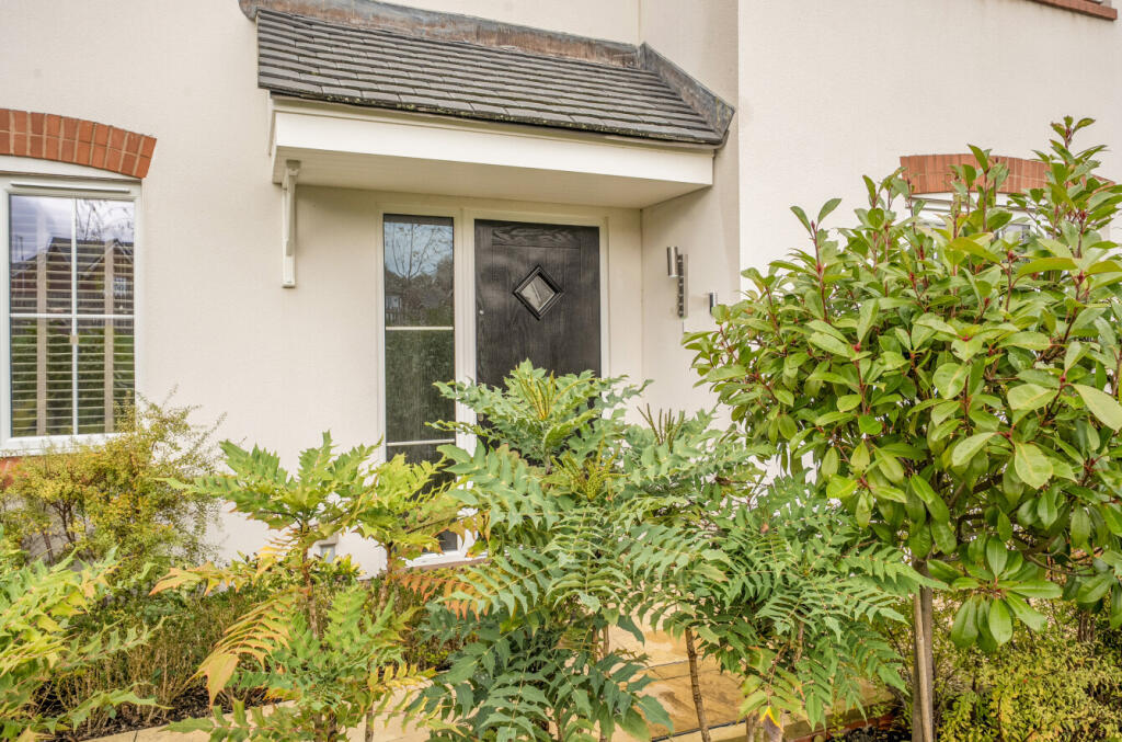 Tall Conifers, Wroughton, Swindon, SN4 photo 2
