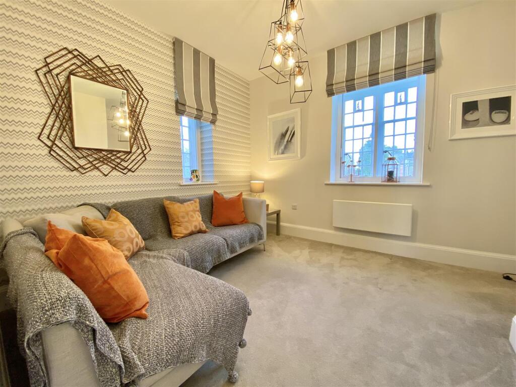 73 Leighton Park, Bicton Heath, Shrewsbury, SY3 5FS photo 2