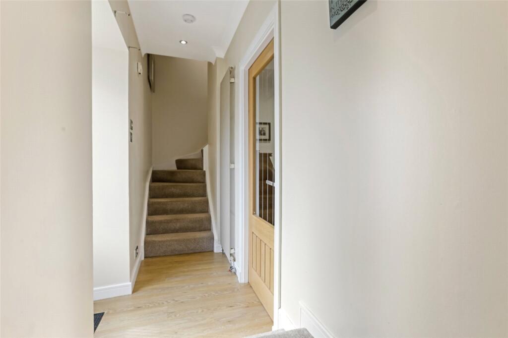 House in Glenmavis, Brackenhirst - View 6