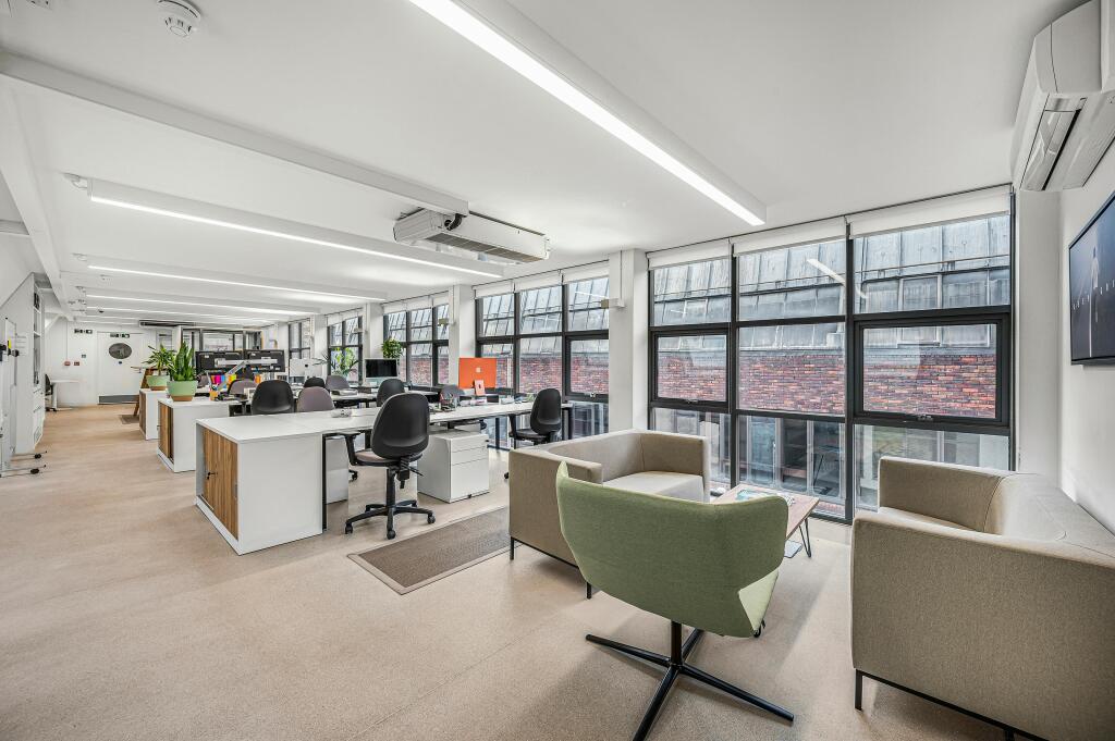 office 9.jpg