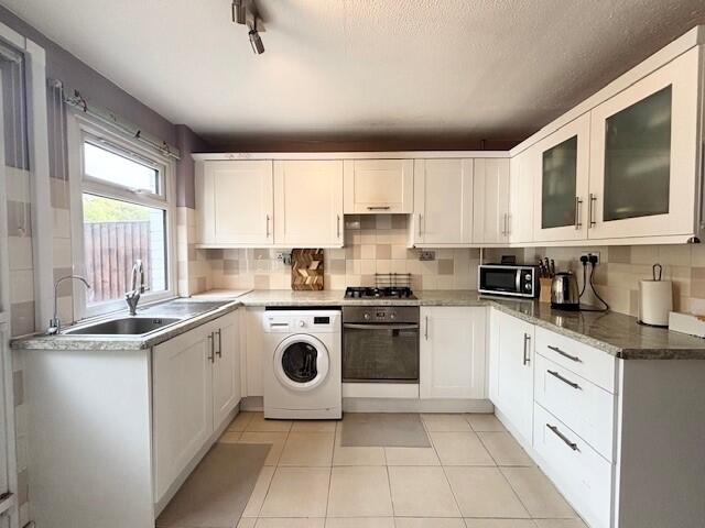 House in Hemel Hempstead - View 3