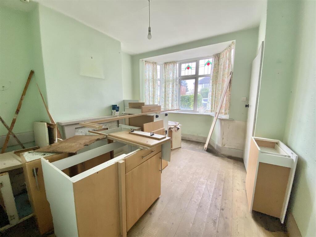 62 Kendal Road, Shrewsbury, SY1 4ES photo 3